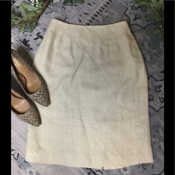 Ellen Tracy Dresses & Skirts - ELLEN TRACY Linen skirt